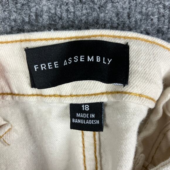 Free Assembly Overalls Womens Size 18 Off White Casual Button Strap UtilityPants - Picture 6 of 11